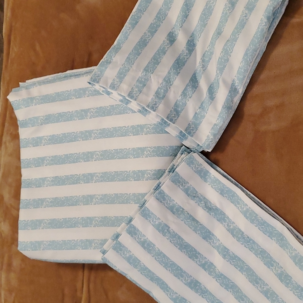 King Duvet Cover and 2 King Shams, teal and white striped from ienjoy home A1
